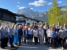 Gruppenfoto der Teilnehmer am Knödelfest