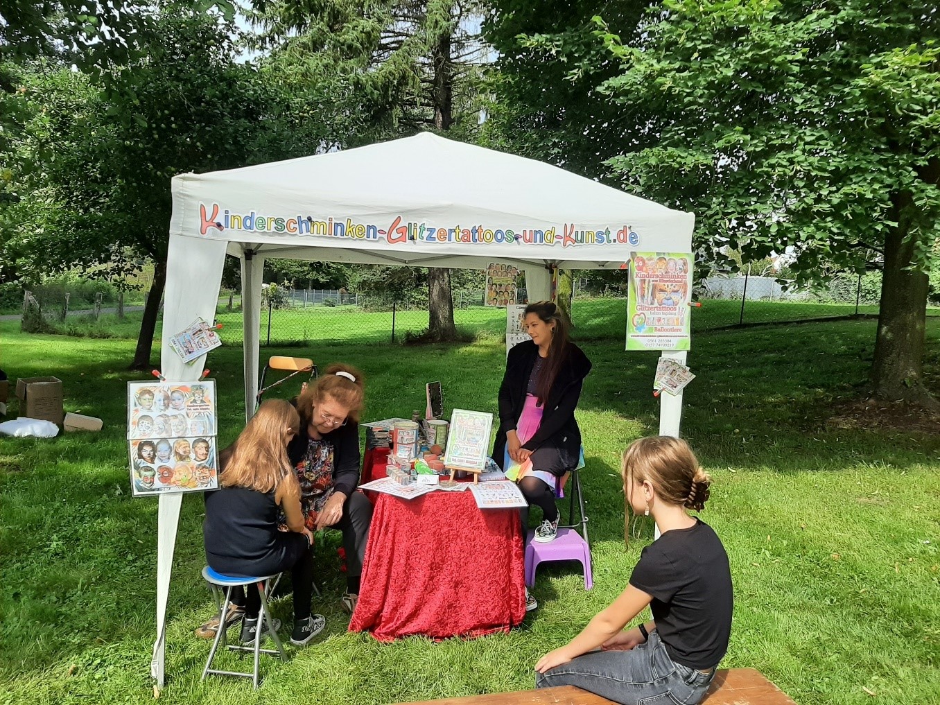 Kinderschminken im Zaubergarten