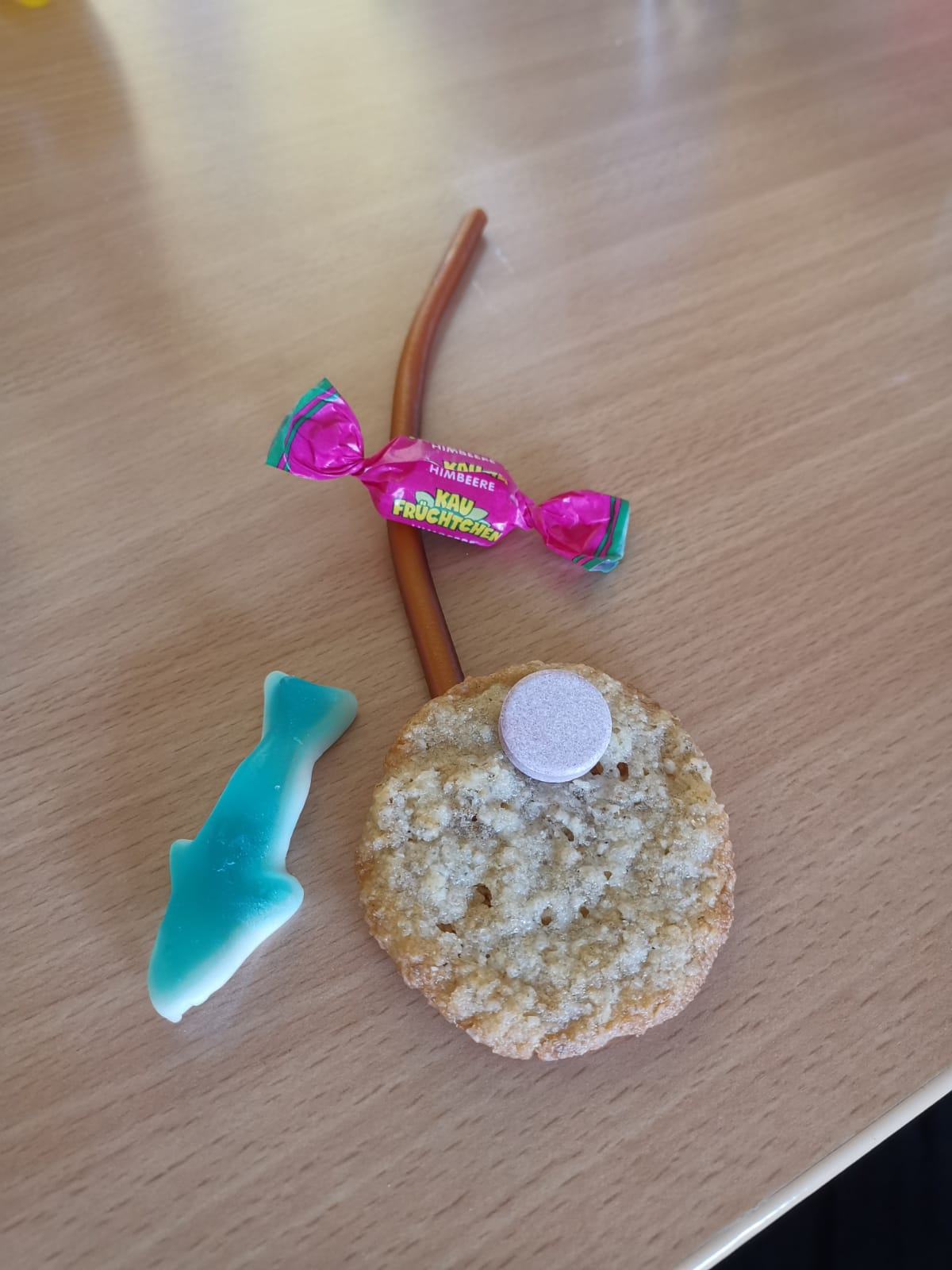 Auch gute Schnucke durfte an 2 Tagen, an denen es zum umfangreich gestalteten Mittagessen Nachtisch gab, natürlich nicht fehlen!
