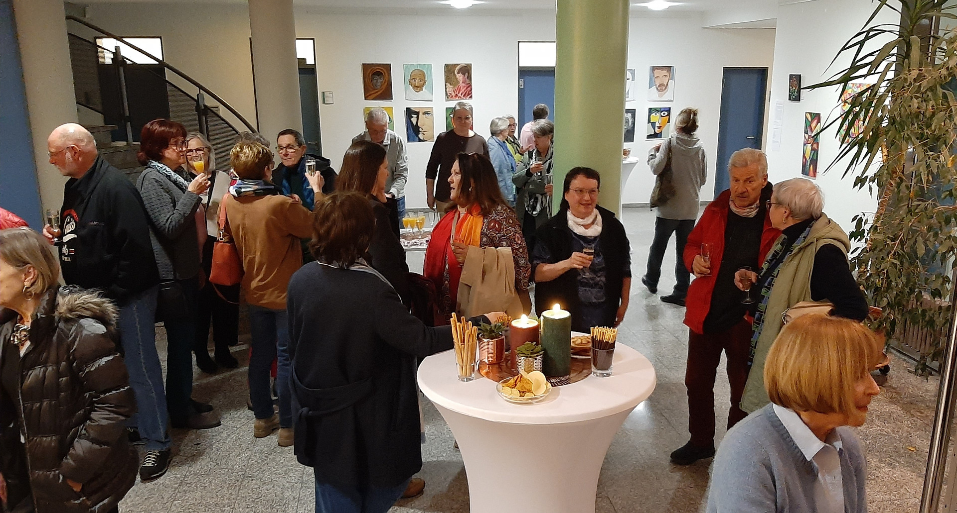 Foto Artikel Ausstellung „Farbenfrohe Vielfalt“